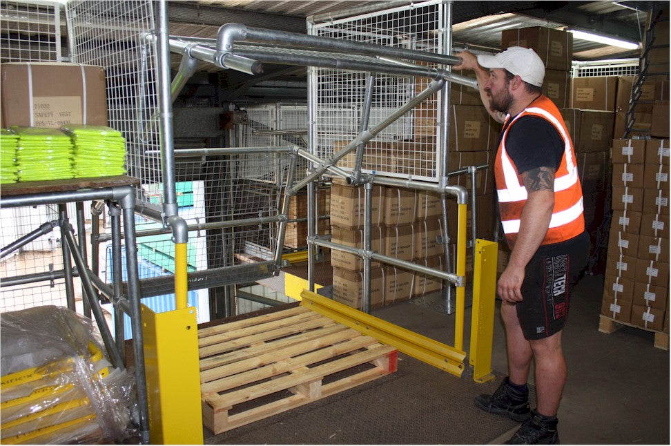 3000mm Opening x 1800mm High Capacity Pallet Gate Gates Lockinex